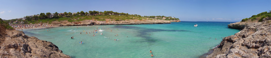 Badegäste auf Mallorca